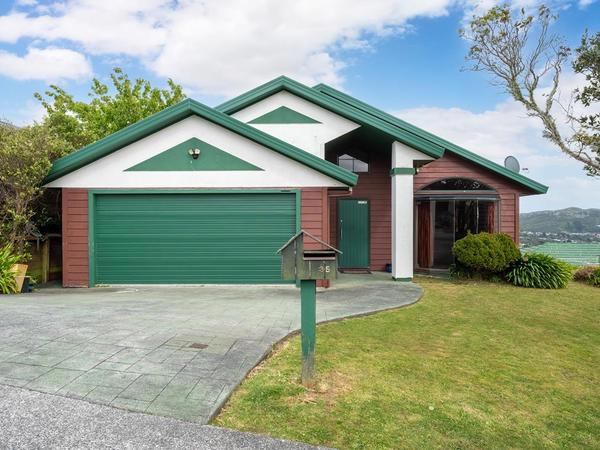 35 Kentwood Drive, Woodridge