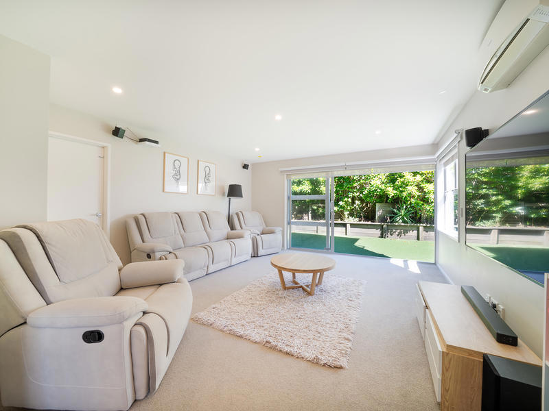 27A Comber Place, Johnsonville