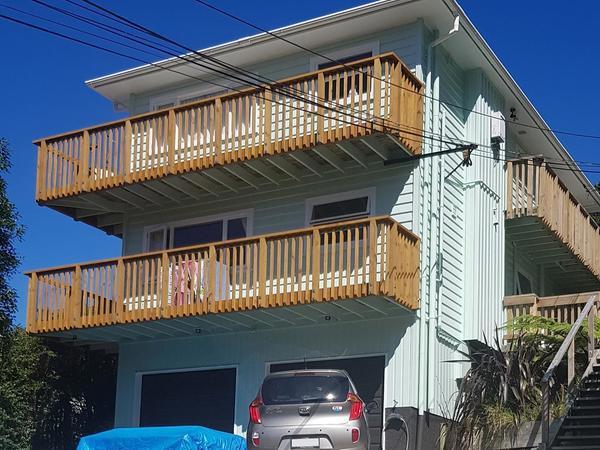 2/123 Makara Road, Karori