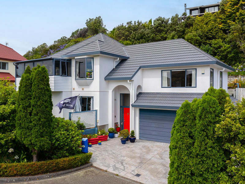 10 Huxley Grove, Churton Park