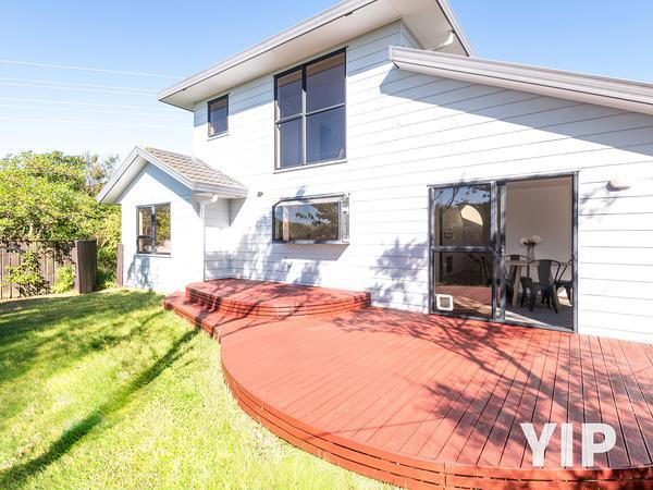 36B Kentwood Drive, Woodridge
