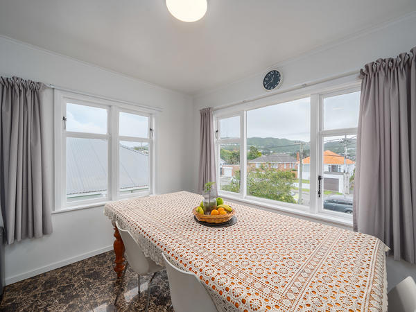 41 Tarawera Road, Johnsonville