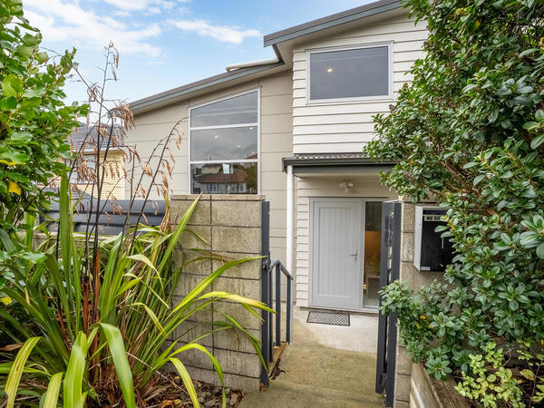 1/113 Moorefield Road, Johnsonville