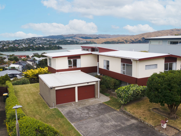 4 Compass Way, Whitby