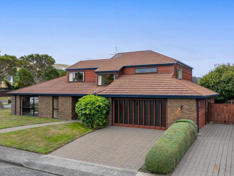 34 Burbank Crescent, Churton Park