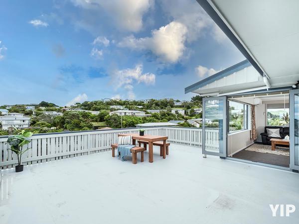 5 Hallewell Crescent, Johnsonville