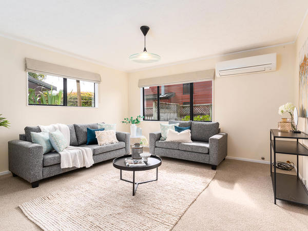 6 Furlong Crescent, Churton Park