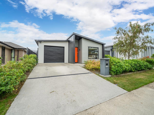 16 Buddle Road, Wallaceville