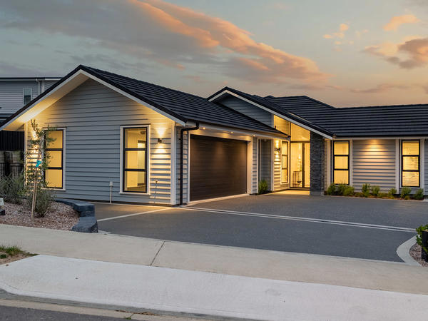 54 Farnworth Terrace, Churton Park