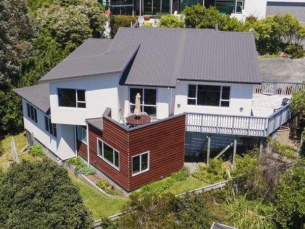 27 Endeavour Drive, Whitby