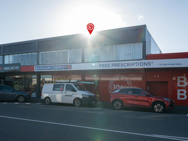 5/7-11 Queen Street, Upper Hutt