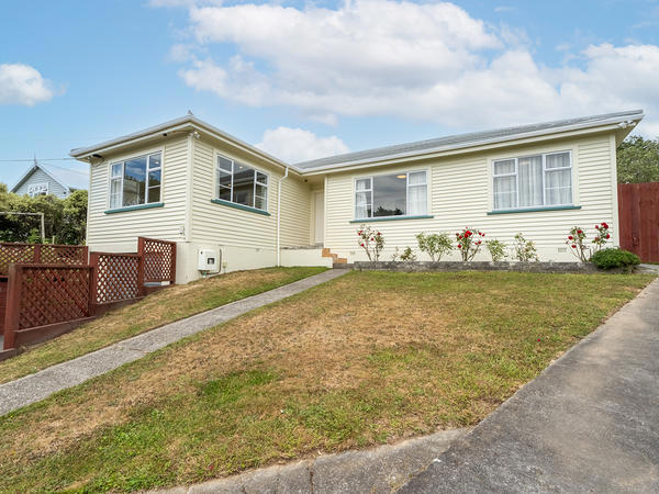 37 Hampton Hill Road, Tawa