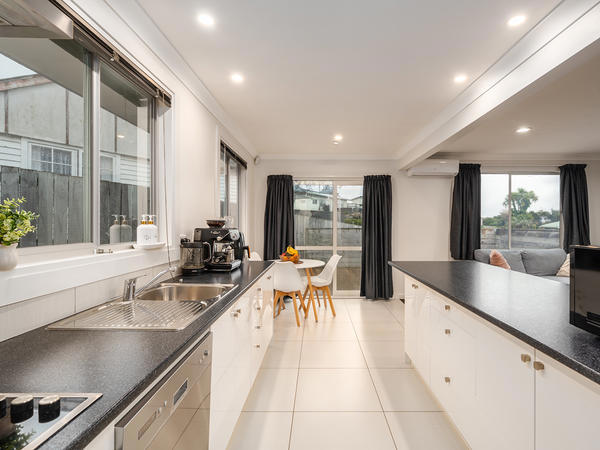 407 Warspite Avenue, Ascot Park