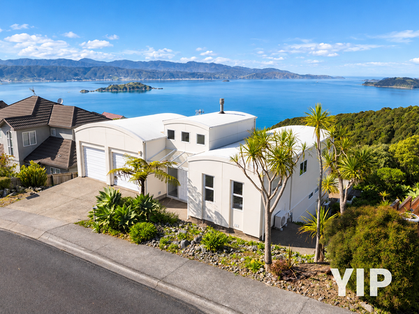 24 Dress Circle, Newlands