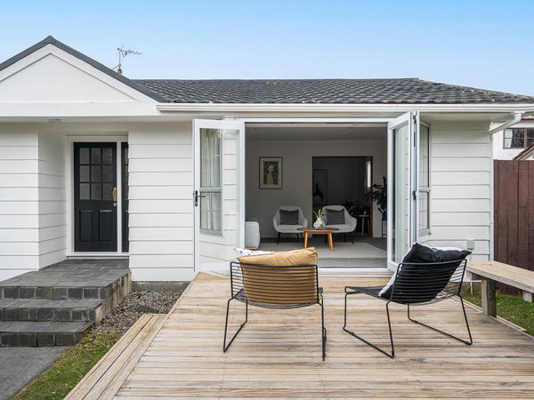 10 Mallard Grove, Churton Park