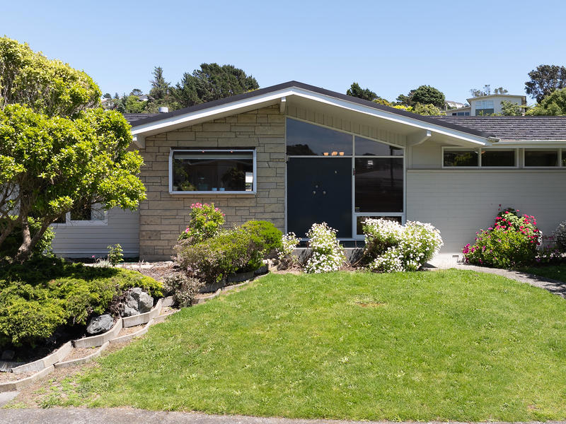 4 Chudleigh Grove, Churton Park