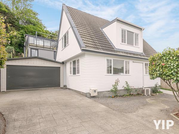 12 Fyvie Avenue, Tawa
