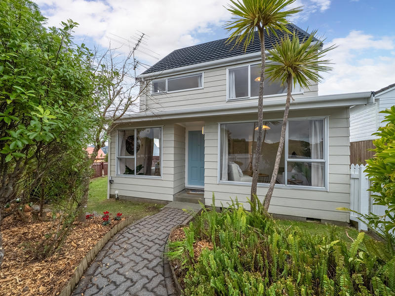 8A Alister Way, Churton Park