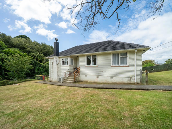 12 Ngahue Crescent, Elsdon