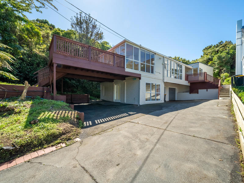 105 Donald Street, Karori