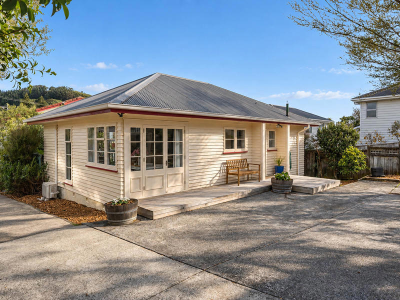 29B Ranui Terrace, Tawa