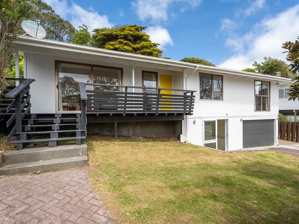 101 Stewart Drive, Johnsonville