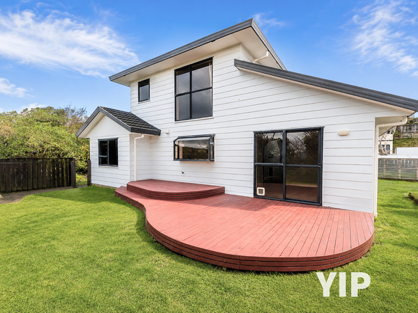 36B Kentwood Drive, Woodridge