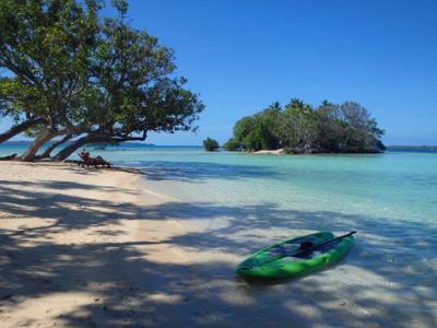 Barrier Beach, East Coast Santo, Espiritu Santo, Vanuatu                                                                      