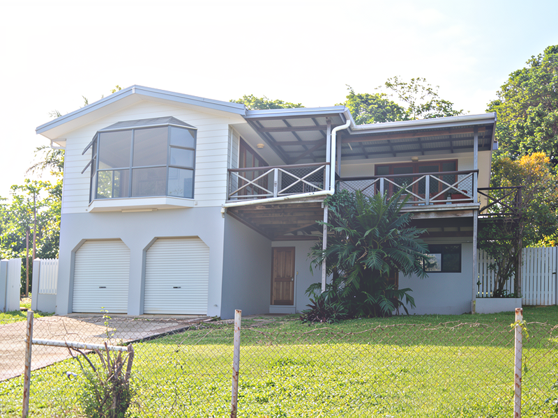 Island Home in Central Luganville, photo 2 of 25