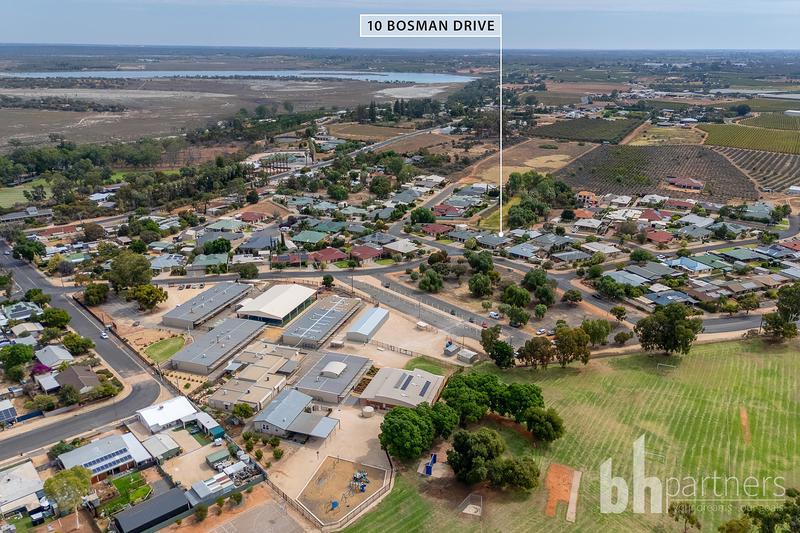 10 Bosman Drive, Berri SA, Berri - Thumbnail 3