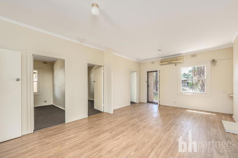 13 Hopkins Street, Renmark SA, Renmark - Thumbnail 5
