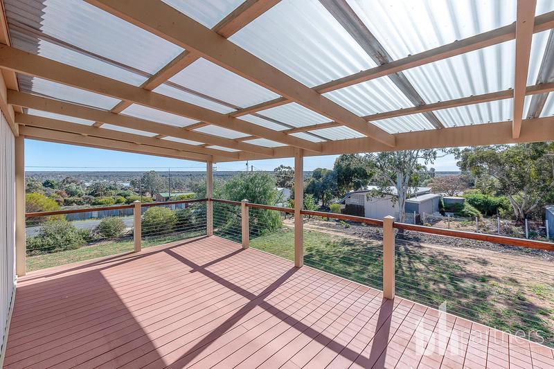 24 Phillip Avenue, Swan Reach SA, Swan Reach - Thumbnail 4