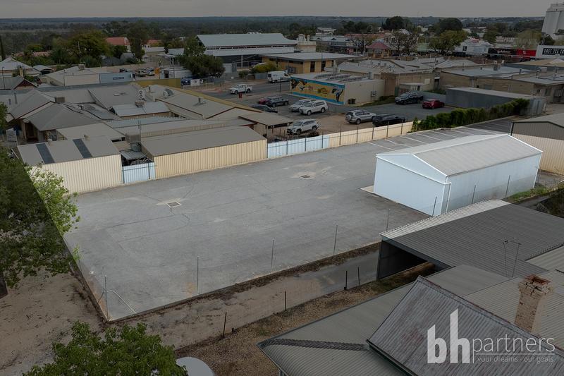 8 Pyap Street, Loxton SA, Loxton - Thumbnail 2