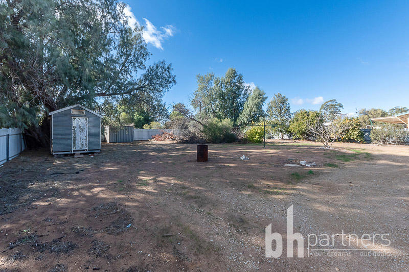 18 Phillip Avenue, Swan Reach SA, Swan Reach - Thumbnail 5