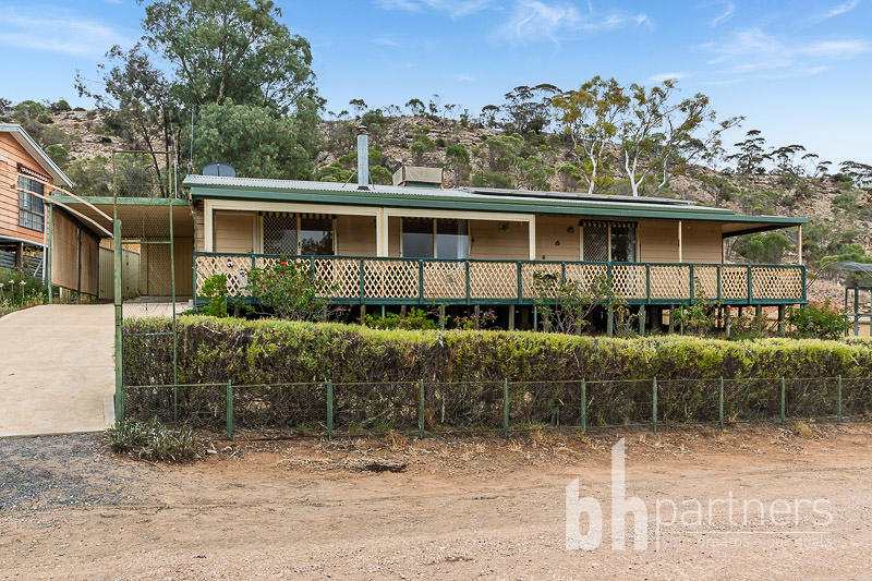 63 Tom Groggin Drive, Younghusband SA, Younghusband - Thumbnail 4