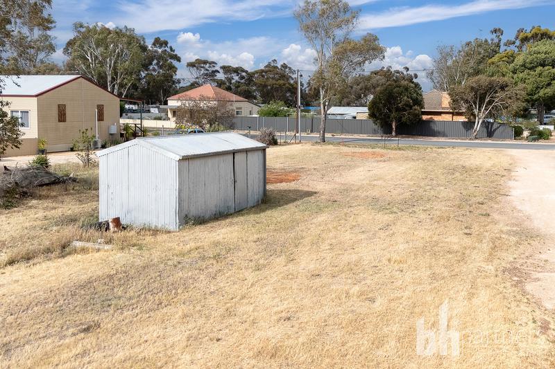 13 McIntosh Avenue, Pinnaroo SA, Pinnaroo - Thumbnail 4