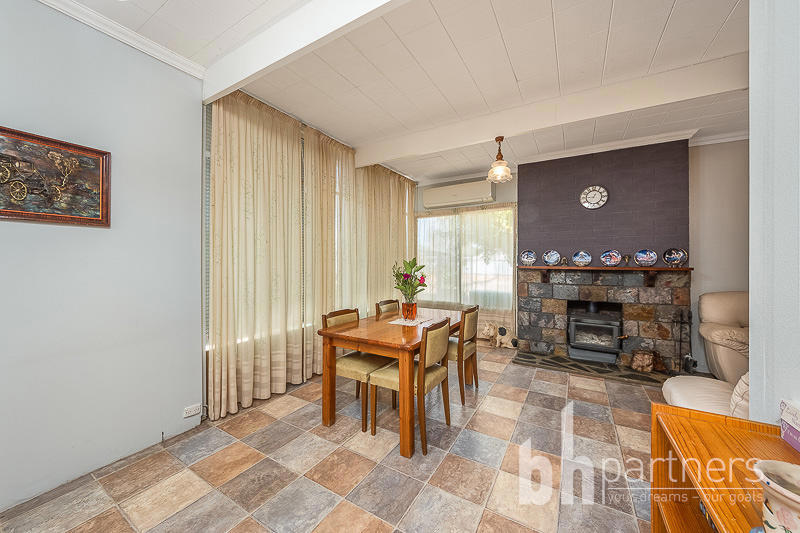 42-44 Sturt Street, Loxton SA, Loxton - Thumbnail 3