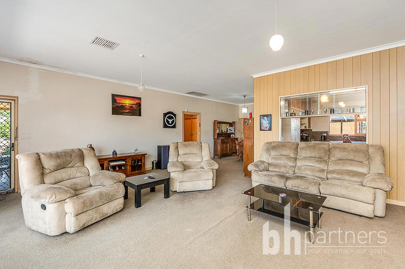 114 Adelaide Road, Mannum SA, Mannum - Thumbnail 6