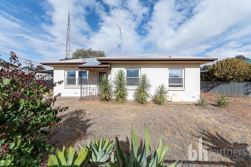 4 Mahoney Street, Berri SA, Berri - Thumbnail 2