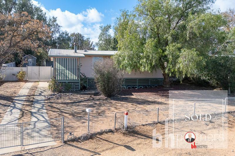 18 Phillip Avenue, Swan Reach SA, Swan Reach - Image 1