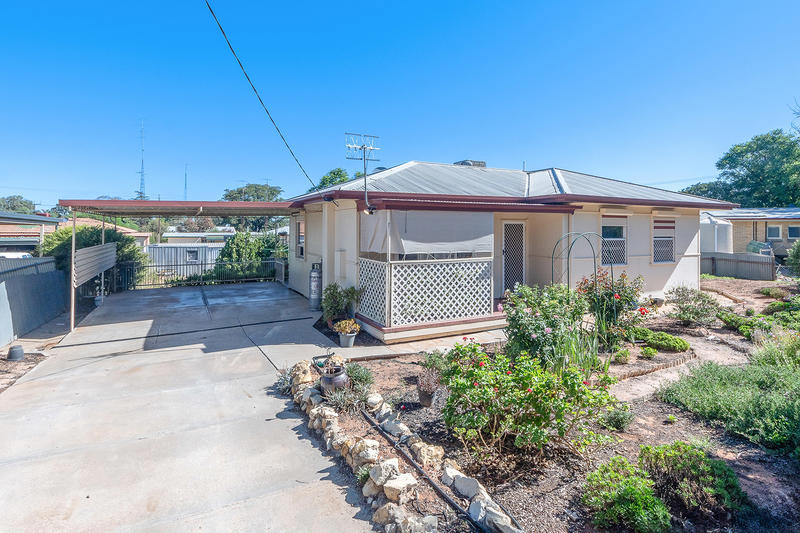 16 Roberts Street, Berri SA, Berri - Thumbnail 2