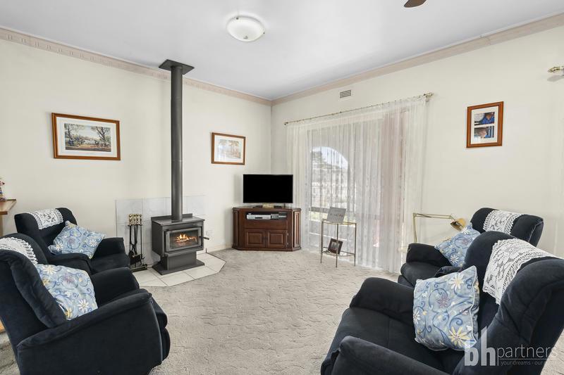 16 Alamein Avenue, Loxton North SA, Loxton North - Thumbnail 5