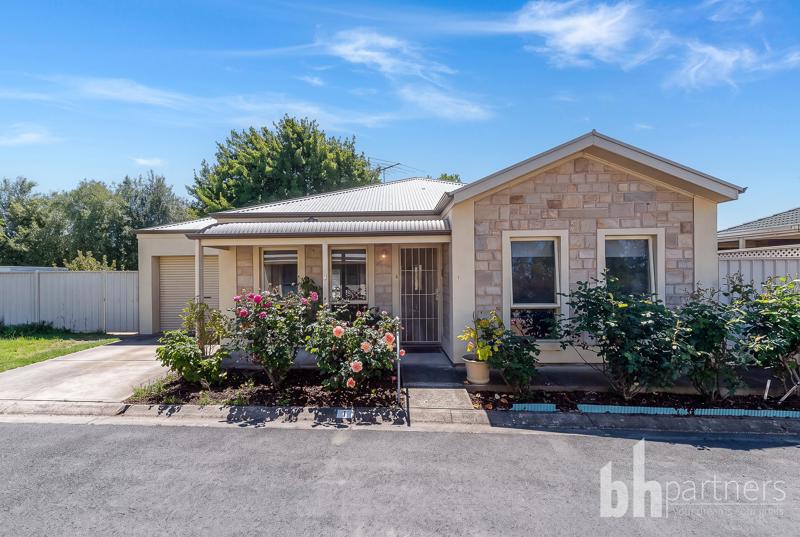 1/10 Bartholomew Avenue, Lobethal - Image 1