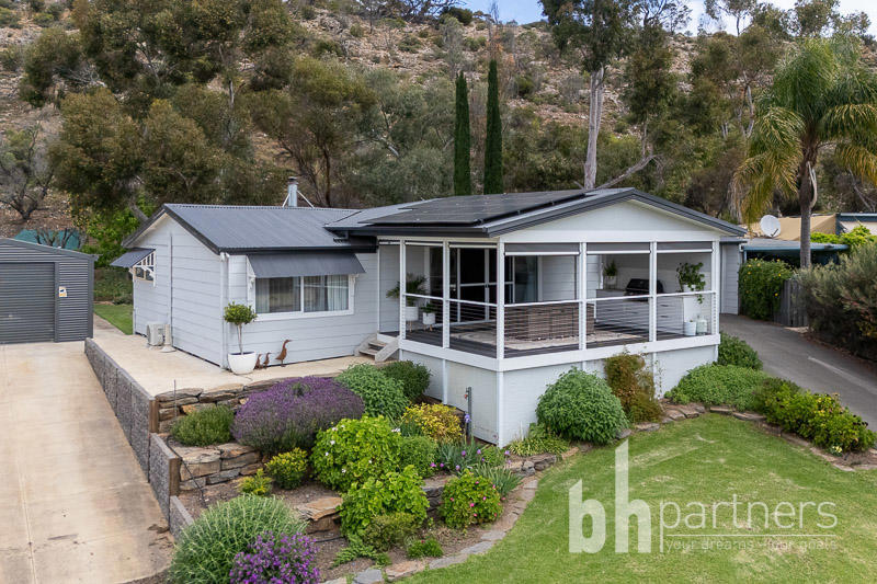 9 Tom Groggin Drive, Younghusband - Image 1