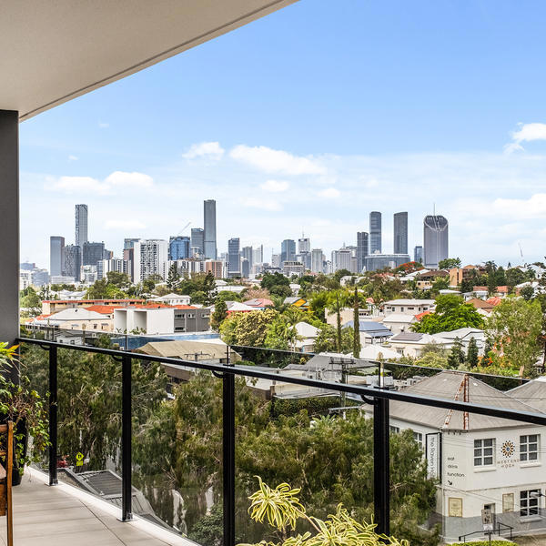 10405/405 Montague Road, West End