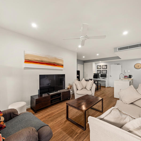 206/8 Donkin Street, West End