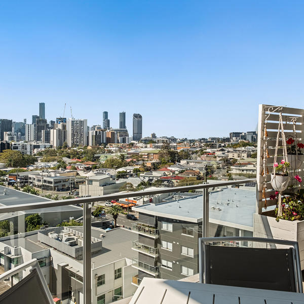 21101/11 Beesley Street, West End