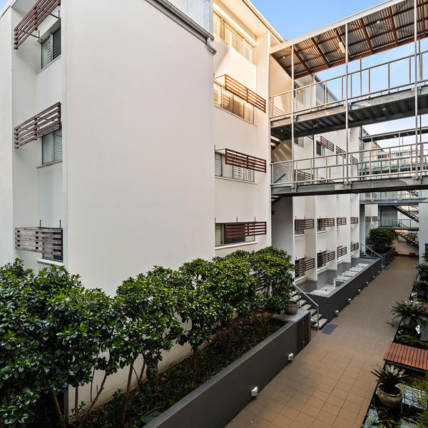 205/1 Ella Street, Newstead