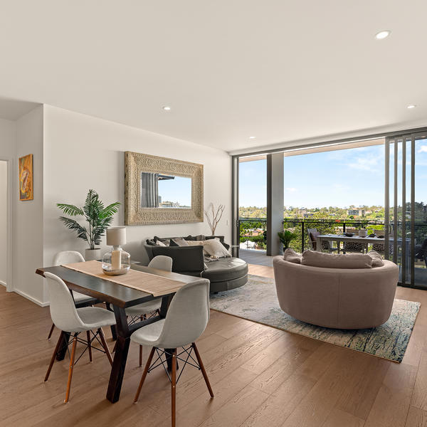 20703/1 Ferry Road, West End