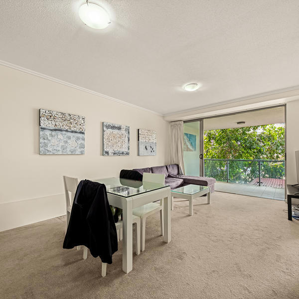 2/70 Hope Street, South Brisbane